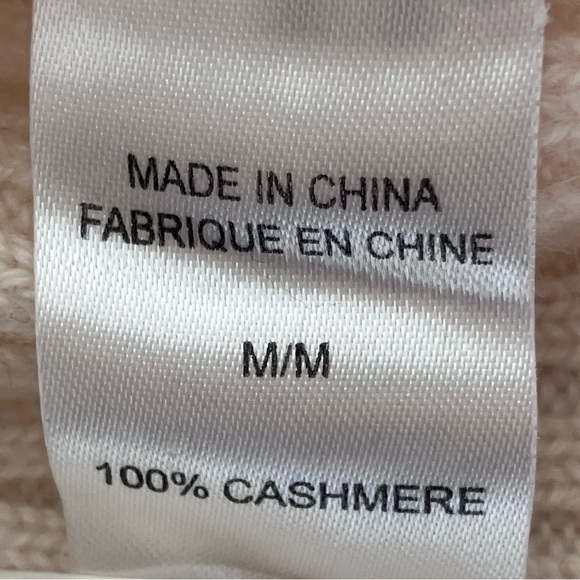 Like New Theory eggshell cashmere turtleneck sweater w/short sleeves - Picture 5 of 11